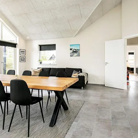 10 Person In Thisted