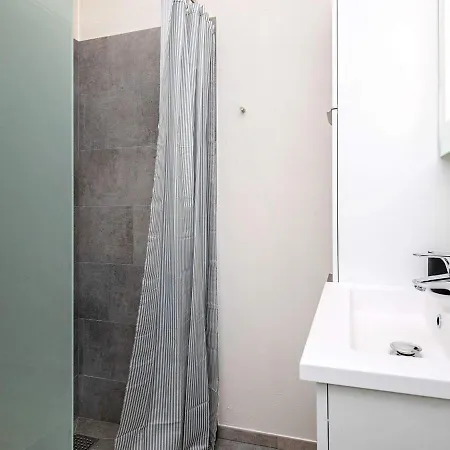 10 Person In * Thisted